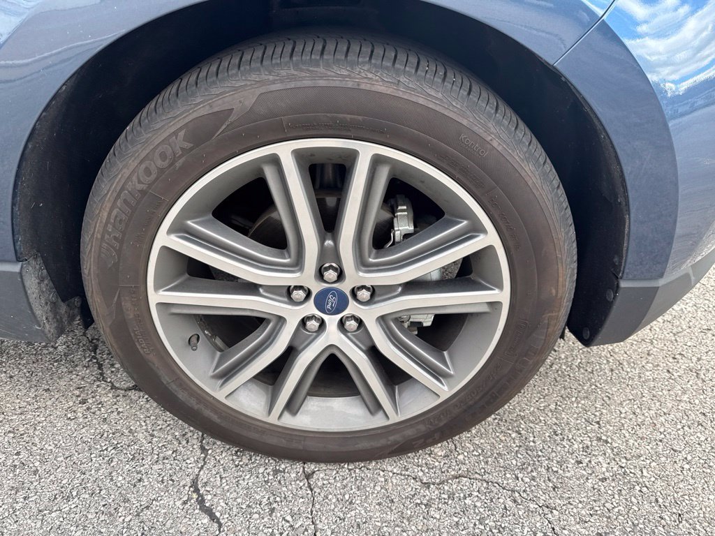 Certified 2019 Ford Edge Titanium FWD image 44