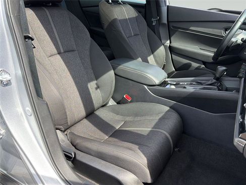 Used 2024 Honda Accord Sport image 12