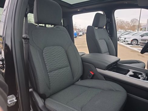 New 2026 RAM 1500 Big Horn AWD/4WD image 10