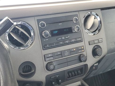 Used 2011 Ford F250 XLT w/ XLT Interior Pkg RWD image 25