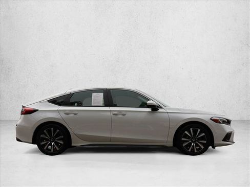 Used 2024 Honda Civic EX-L image 4
