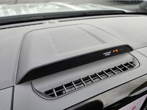 Used 2024 Ford Ranger XLT w/ Technology Package image 7