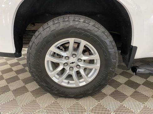 Used 2020 Chevrolet Silverado 1500 RST image 15