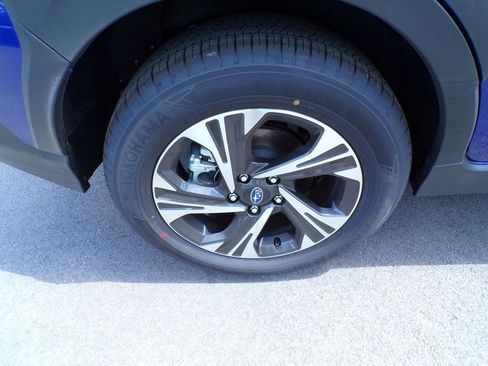 Used 2026 Subaru Crosstrek 2.0i Premium AWD/4WD image 8