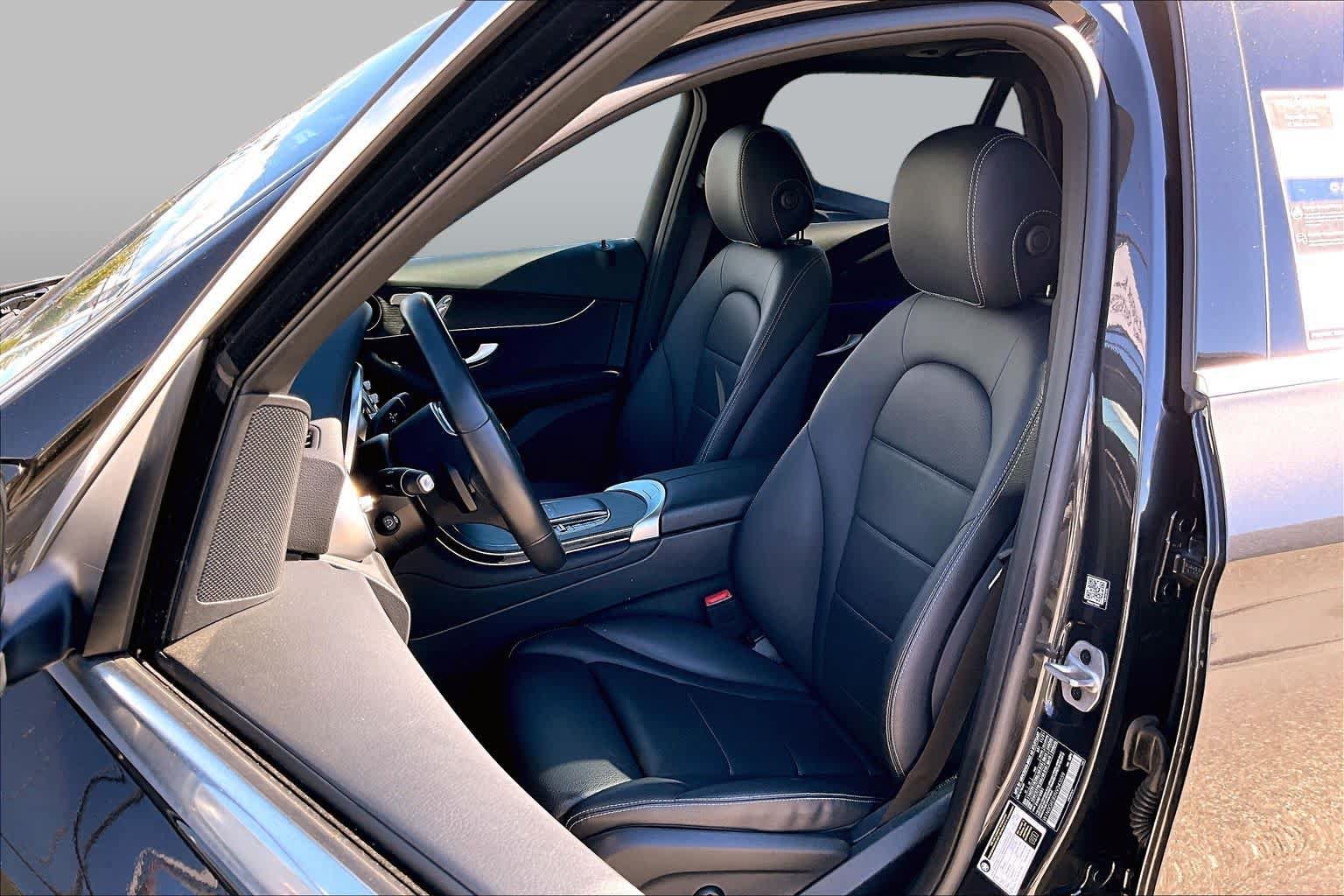 Used 2022 Mercedes-Benz GLC 300 4MATIC image 9