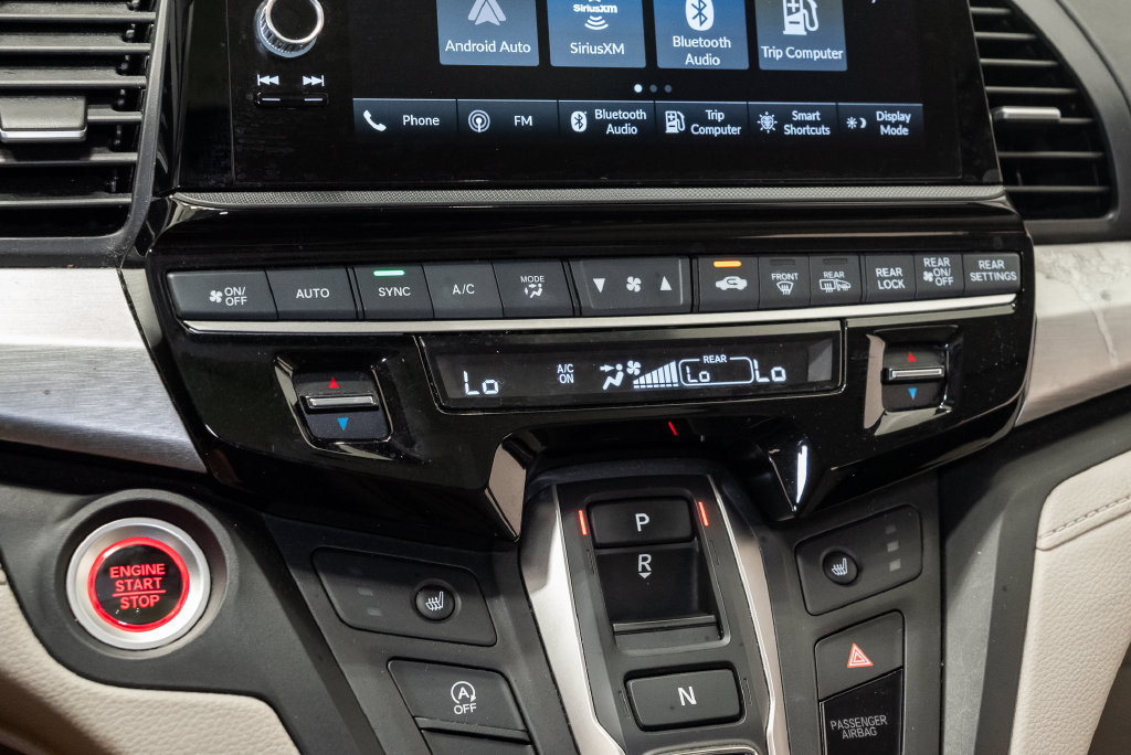 Used 2025 Honda Odyssey EX-L image 24