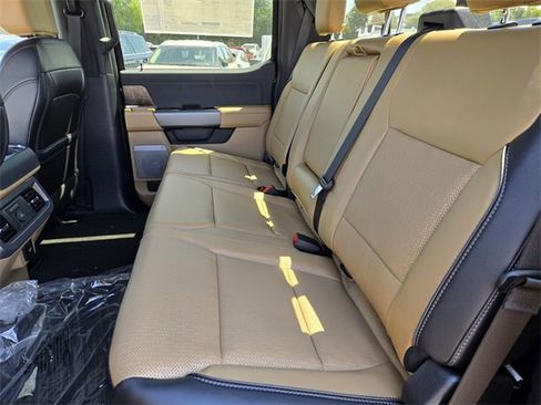New 2025 Ford F250 Lariat w/ Lariat Ultimate Package image 13
