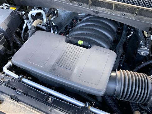 Used 2024 Chevrolet Silverado 1500 RST w/ Z71 Off-Road Package image 32