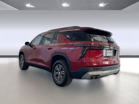 Used 2024 Chevrolet Traverse LT w/ LPO, Floor Liner Package image 3