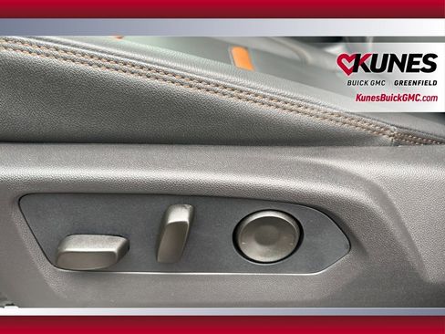 New 2026 GMC Sierra 2500 AT4 w/ AT4 Premium Plus Package image 24