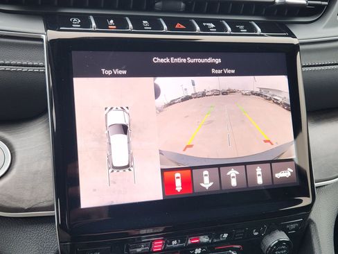 New 2025 Jeep Grand Cherokee L Limited w/ Luxury Tech Group II image 18