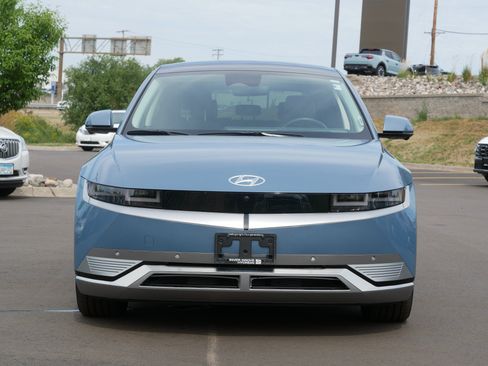 Certified 2024 Hyundai Ioniq 5 Limited AWD/4WD image 3