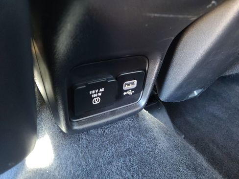 Used 2018 Jeep Compass Limited w/ Safe & Security Group AWD/4WD image 12