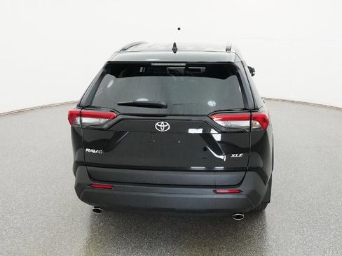 New 2025 Toyota RAV4 XLE image 40