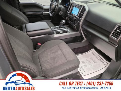 Used 2016 Ford F150 XLT w/ Equipment Group 302A Luxury AWD/4WD image 13