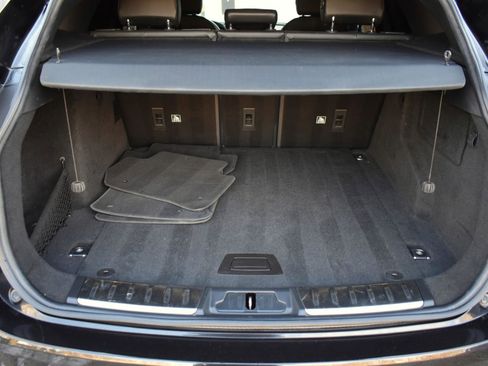 Used 2019 Jaguar F-PACE Prestige image 47