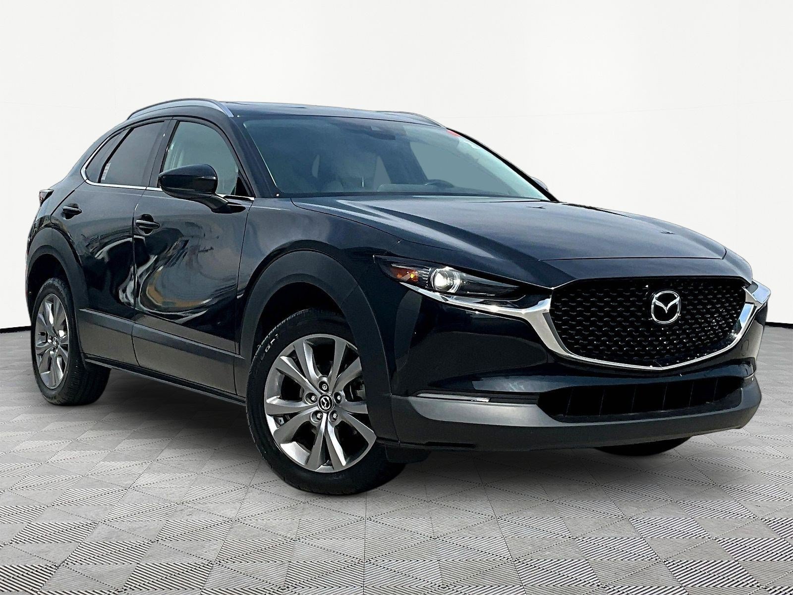 Used 2023 MAZDA CX-30 AWD 2.5 S w/ Premium Package image 3