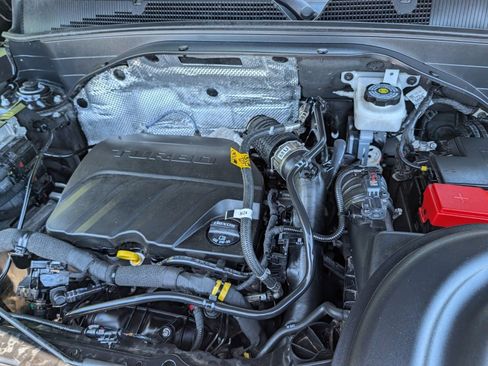 Used 2023 Chevrolet TrailBlazer LT FWD image 31