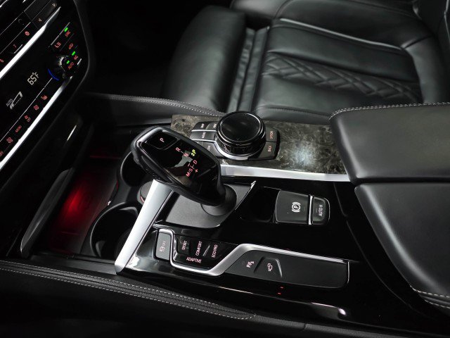 Used 2020 BMW M550i xDrive AWD/4WD image 29