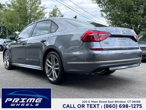 Used 2018 Volkswagen Passat 2.0T R-Line FWD image 5