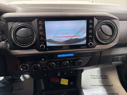 Used 2023 Toyota Tacoma TRD Sport image 29