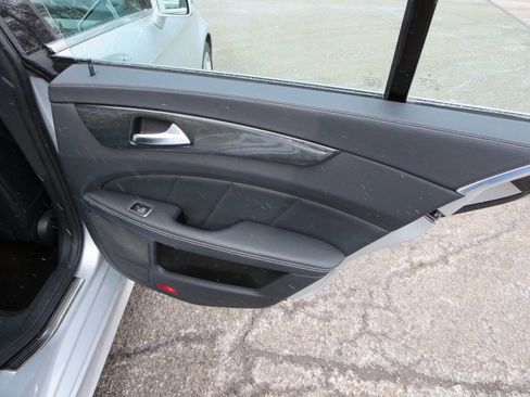 Used 2016 Mercedes-Benz CLS 400 CLS 400 4MATIC AWD 4dr Sedan image 19