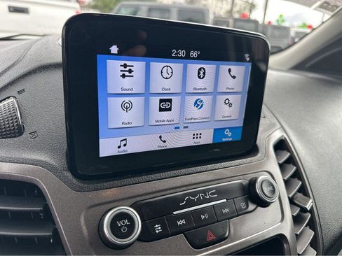 Used 2020 Ford Transit Connect XL image 5