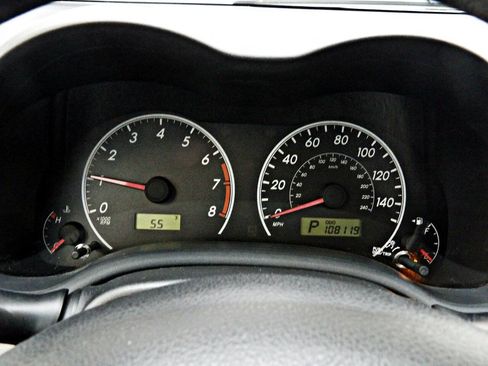 Used 2013 Toyota Corolla LE FWD image 15