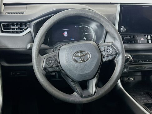 Used 2023 Toyota RAV4 XLE AWD/4WD image 27