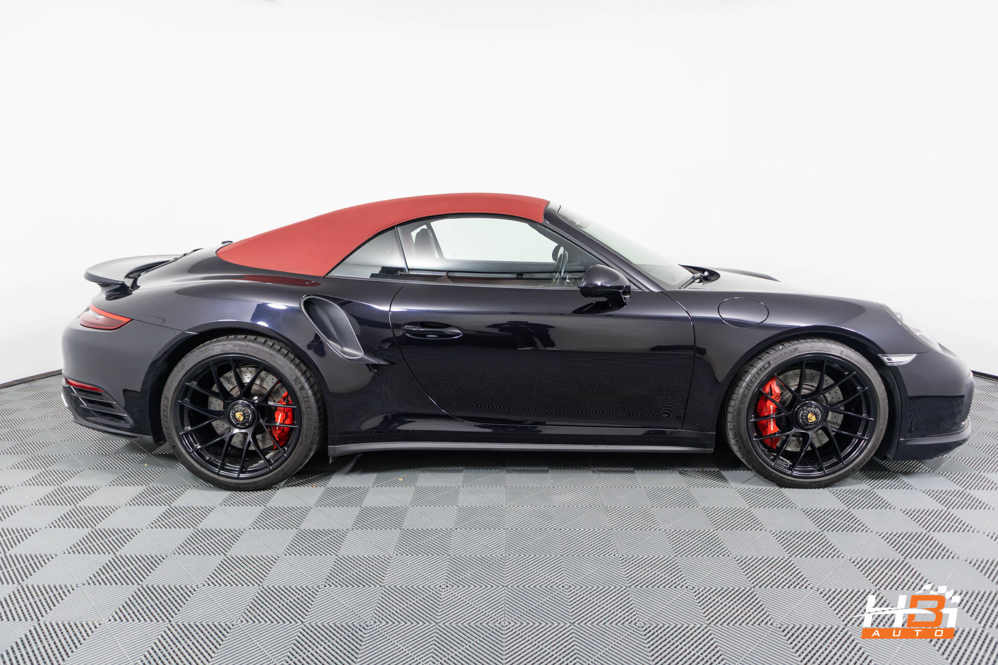 Used 2019 Porsche 911 Turbo AWD/4WD image 4