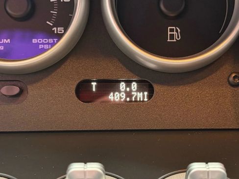 Used 2006 Ford GT image 3