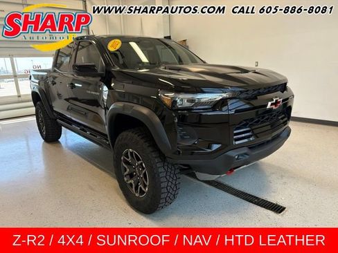 Used 2025 Chevrolet Colorado ZR2 AWD/4WD image 1