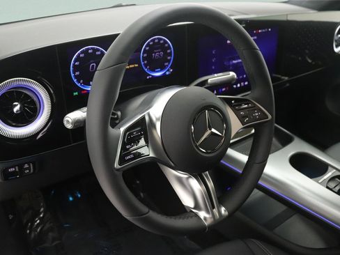 New 2026 Mercedes-Benz CLA 250+ image 4