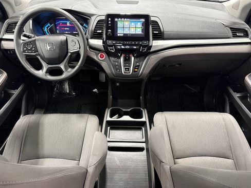 Used 2020 Honda Odyssey EX image 11