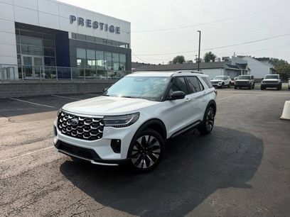 New 2026 Ford Explorer Platinum w/ LUX Leather Package