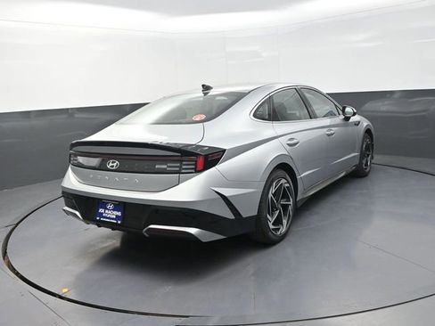 New 2026 Hyundai Sonata SEL FWD image 8