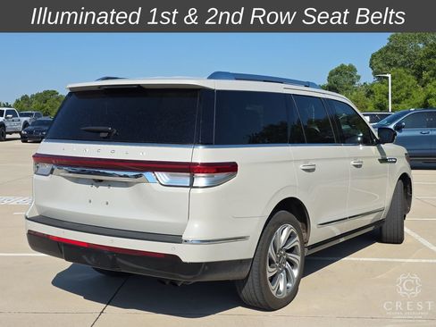Used 2023 Lincoln Navigator Reserve AWD/4WD image 5