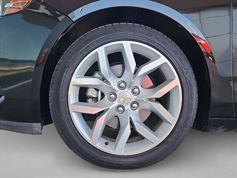 Used 2017 Chevrolet Impala Premier FWD image 22