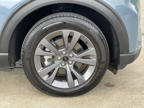 Used 2025 Ford Explorer Active w/ Active Comfort Package AWD/4WD image 53