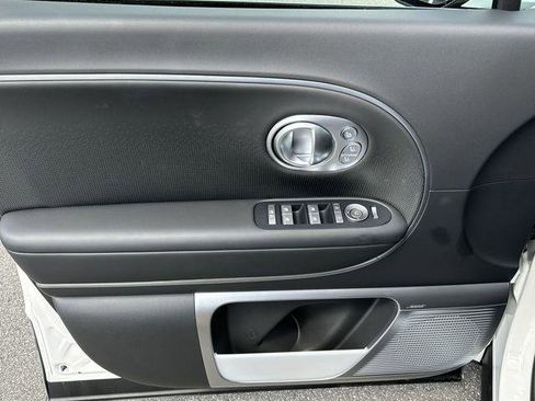 New 2026 Hyundai Ioniq 9 Calligraphy image 10