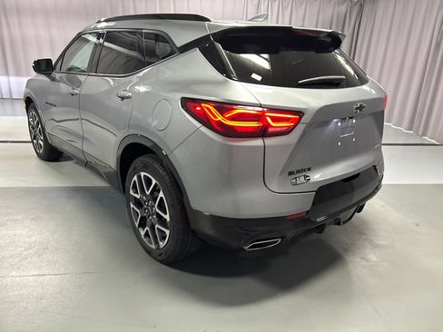 Used 2025 Chevrolet Blazer RS FWD image 5
