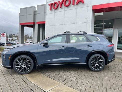 New 2026 Toyota Crown Signia Limited image 2