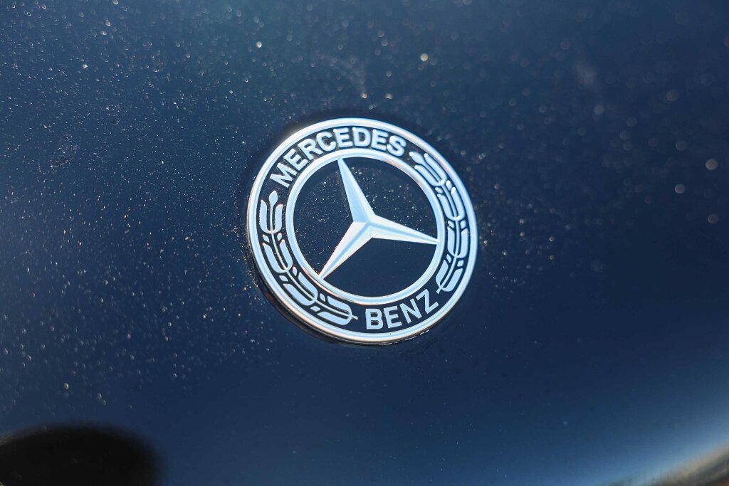 Used 2022 Mercedes-Benz GLC 300 4MATIC image 11