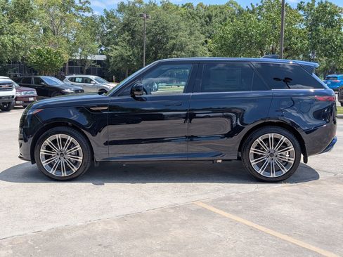 New 2026 Land Rover Range Rover Sport Dynamic SE AWD/4WD image 27