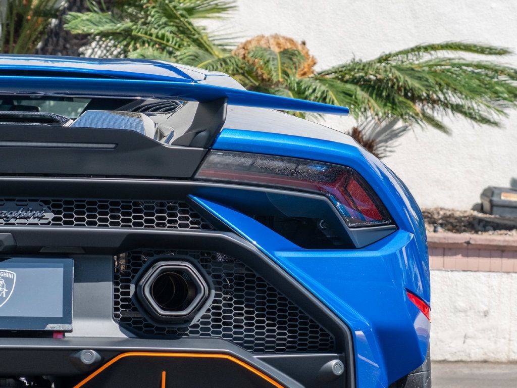 Used 2023 Lamborghini Huracan Tecnica RWD image 31