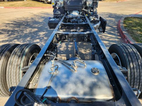 New 2025 Chevrolet Low Cab Forward 5500 XD image 30