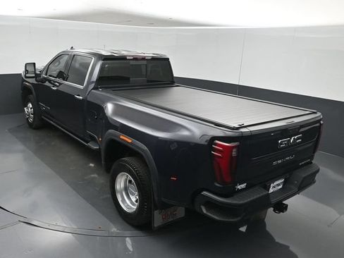 Used 2024 GMC Sierra 3500 Denali Ultimate AWD/4WD image 41