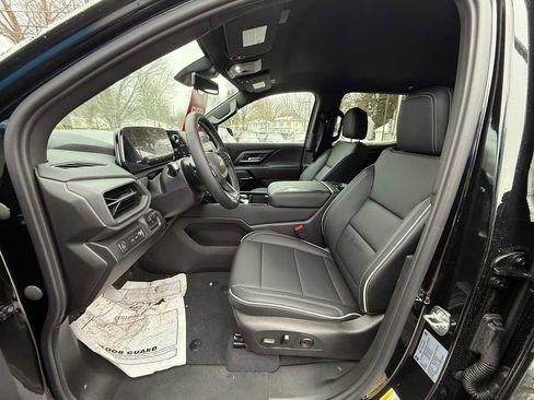 New 2026 Chevrolet Silverado EV LT image 17