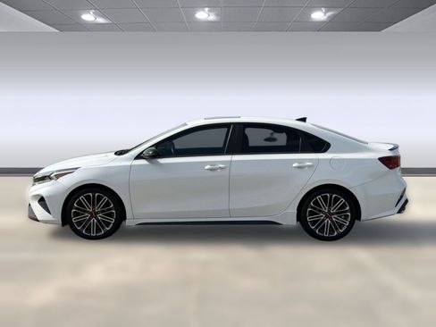 Used 2023 Kia Forte GT w/ GT2 Package FWD image 2