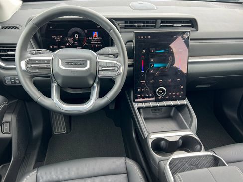 Certified 2026 GMC Terrain Denali AWD/4WD image 4
